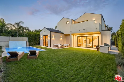 $3,645,000 | 11746 La Maida Street, Valley Village, CA 91607