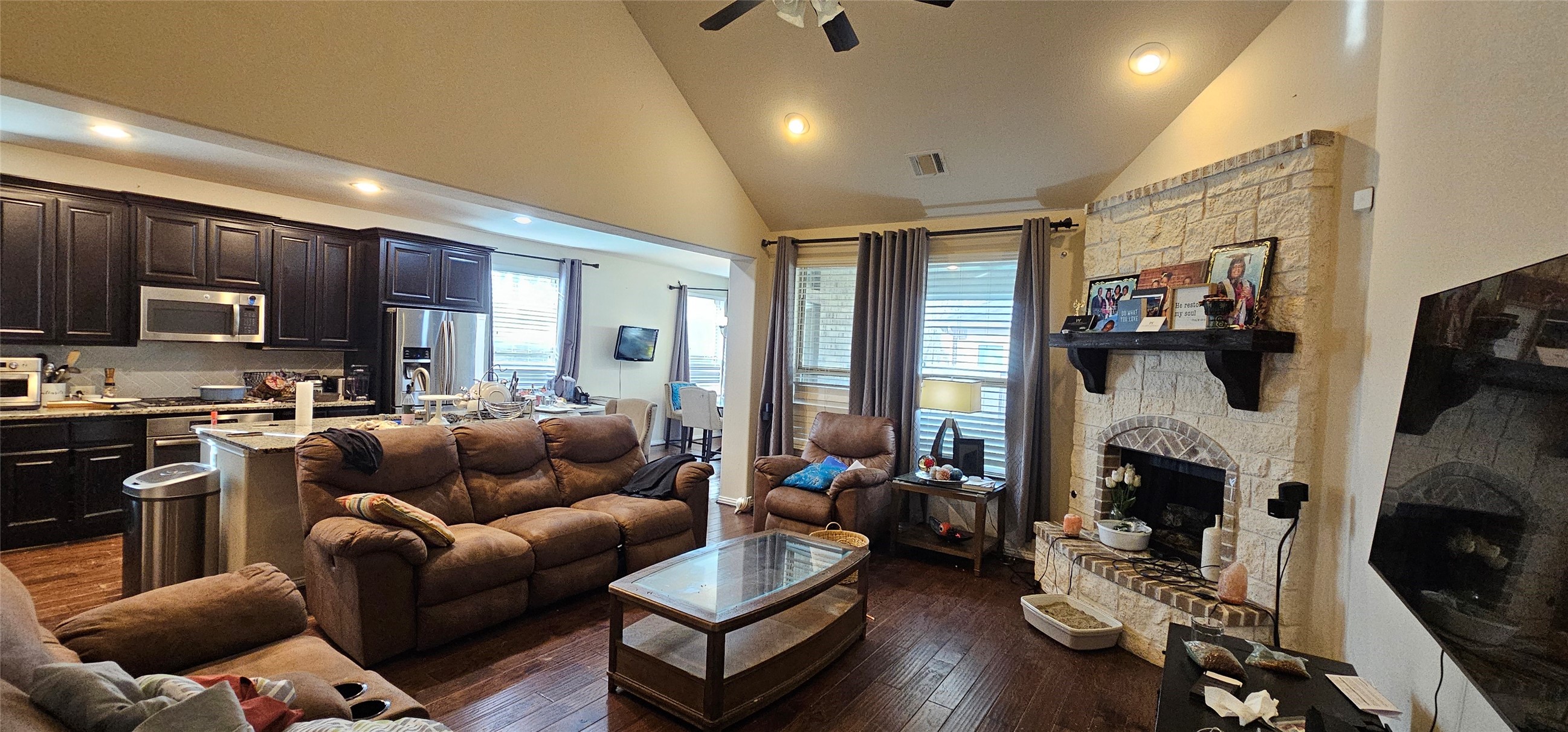 8107 Laughing Falcon Trail Conroe, TX 77385 - Photo 5 of 32