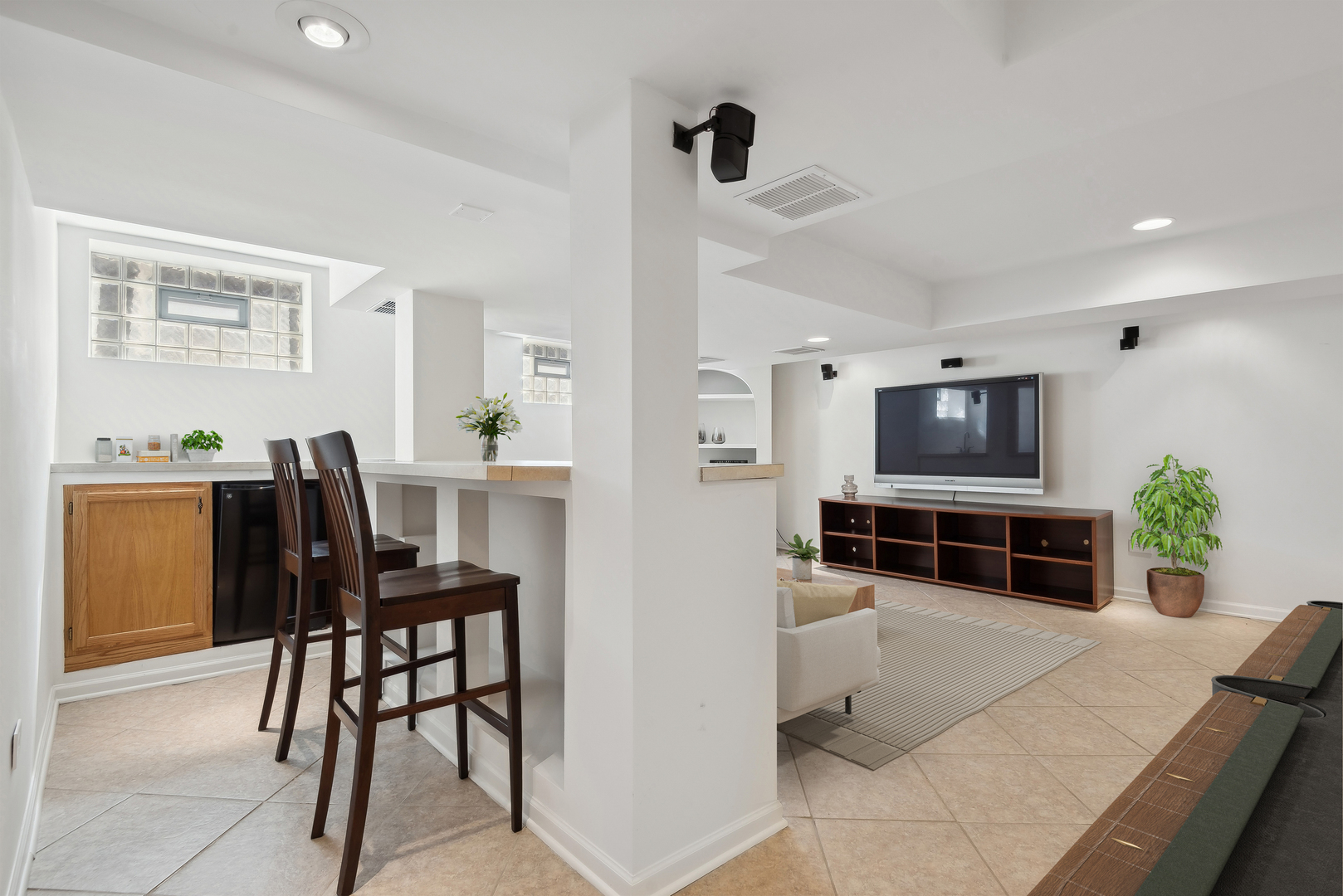 1209 Sheridan Road Wilmette, IL 60091 - Photo 23 of 40 Gallery Image 23