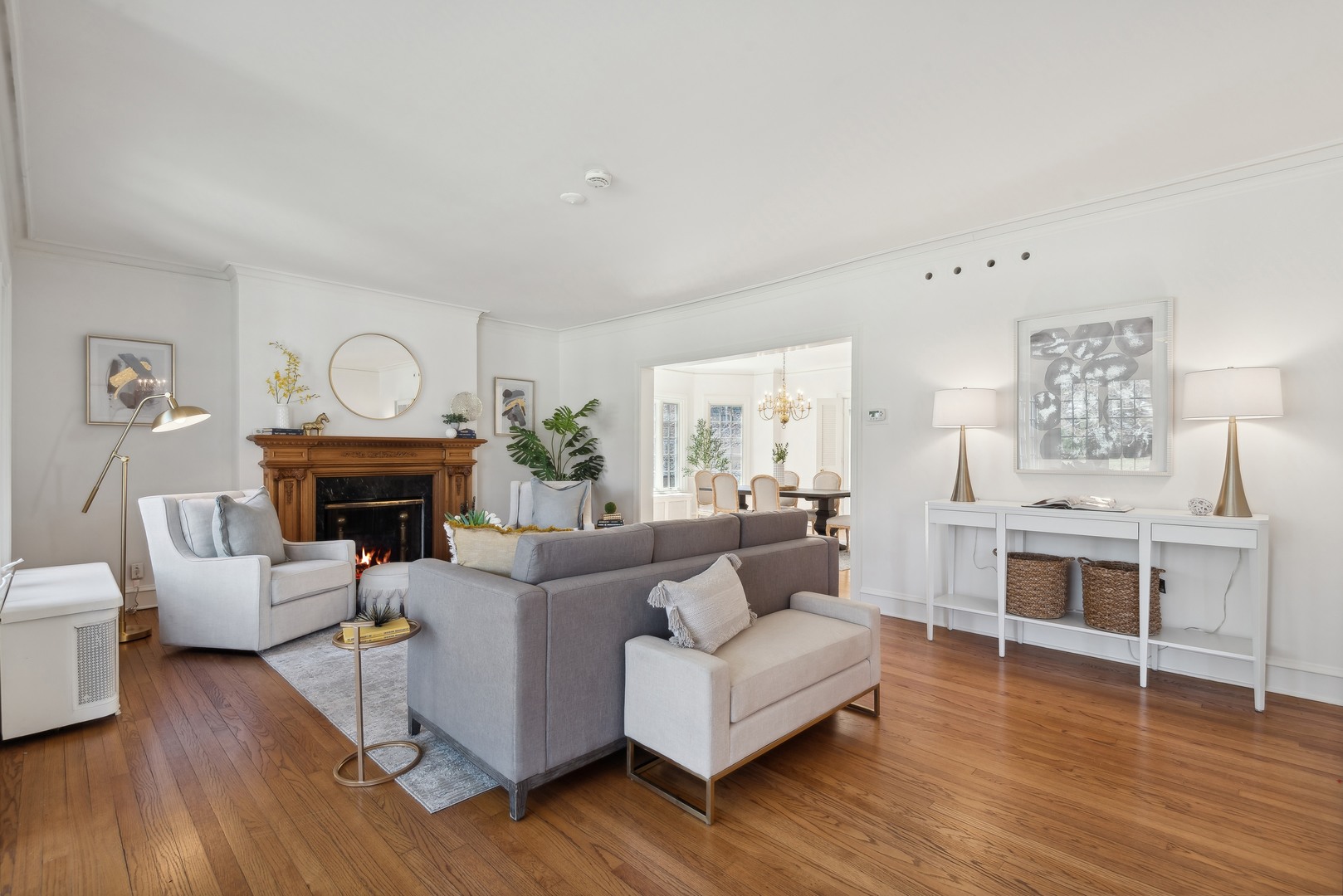 1209 Sheridan Road Wilmette, IL 60091 - Photo 6 of 40 Gallery Image 6