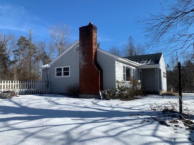 446 Overlea Road Bennington, VT 05201 - Photo 4 of 32