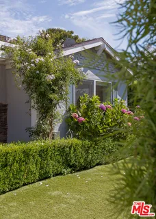 $2,349,000 | 1308 Vienna Way, Los Angeles, CA 90291