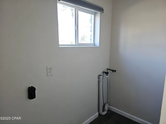 $1,500 | 705 Satsuma Avenue, Panama City, FL 32401