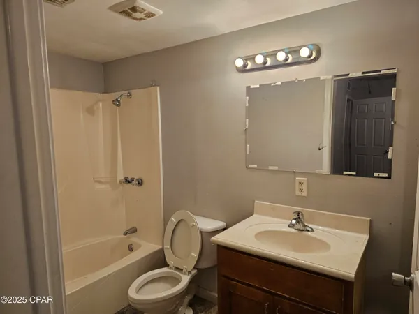 $1,500 | 705 Satsuma Avenue, Panama City, FL 32401