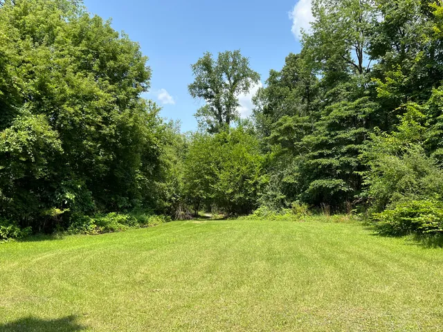 $325,000 | 2410 Shadowlane Drive Northeast, Grand Rapids, MI 49505