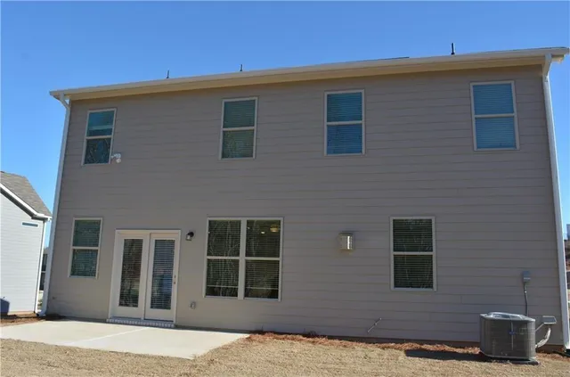 a house view with a outdoor space