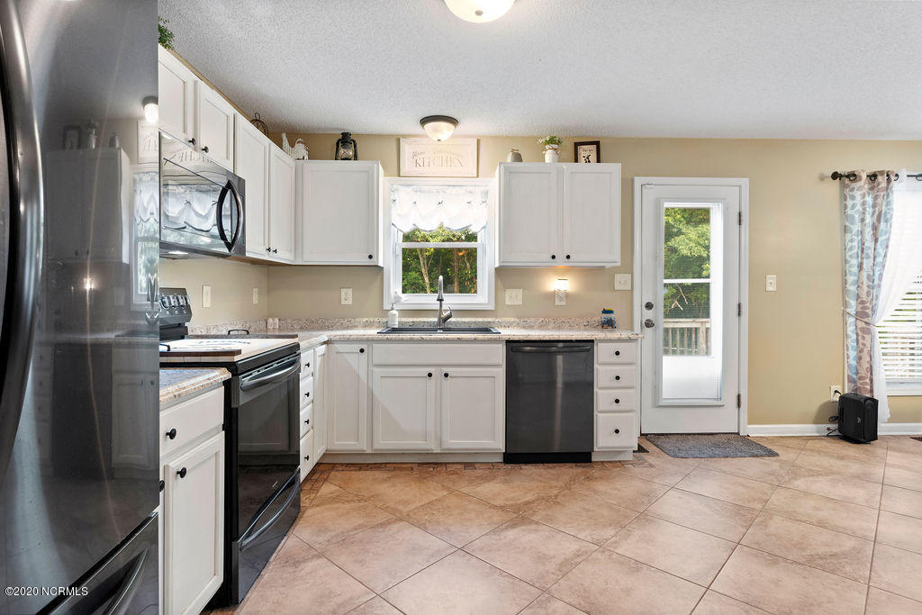 541 Raintree Road Jacksonville, NC 28540 - Photo 11 of 34 IMG_0875