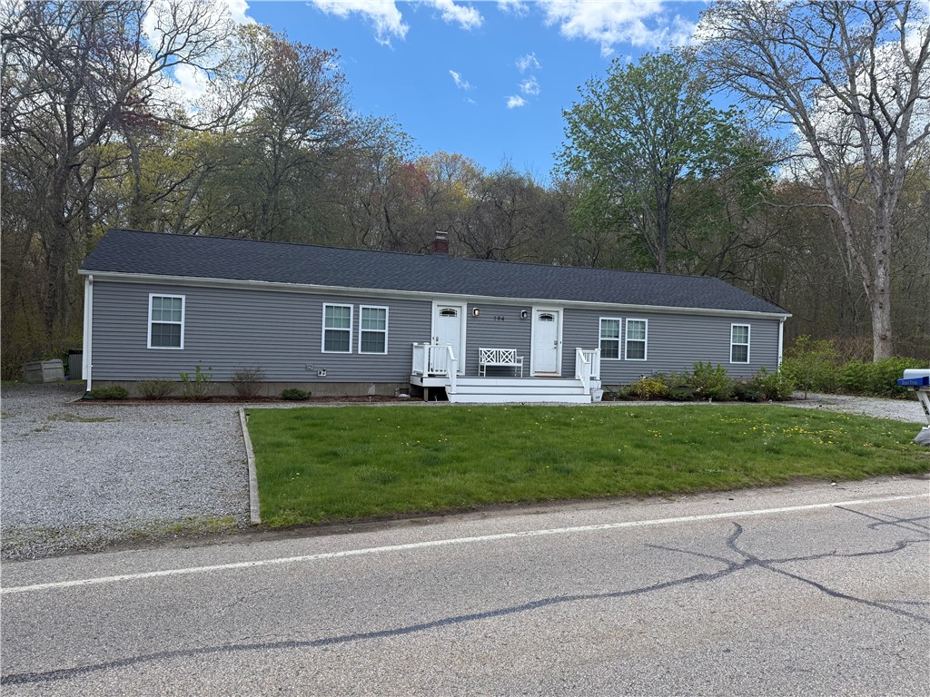 194 South Pier Road Narragansett, RI 02882 - Photo 2 of 30