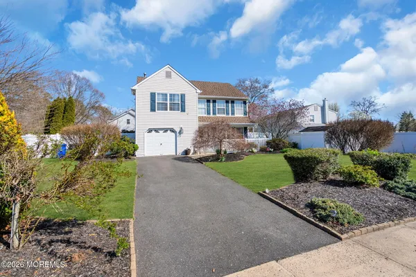 $699,000 | 166 Christian Court, Toms River, NJ 08753