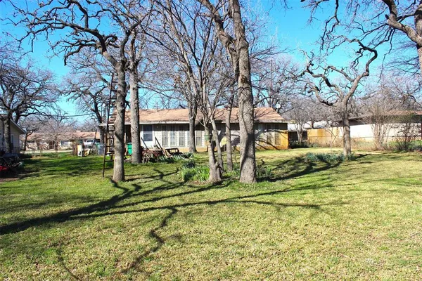 $120,000 | 403 Mockingbird Street, Chico, TX 76431