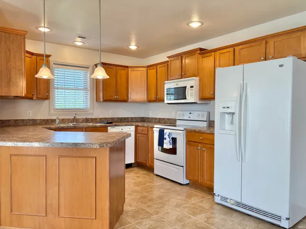 $194,900 | 4186 Westfall Court, Jasper, IN 47546