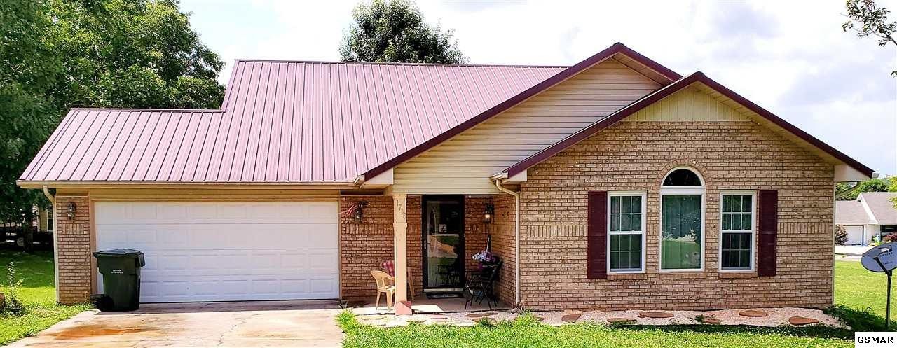 1738 Meadow Ridge Circle, Unit CLOSETOWALTERSTATECOLLEGE Sevierville, TN 37862 - Photo 1 of 34 Gallery Image 1