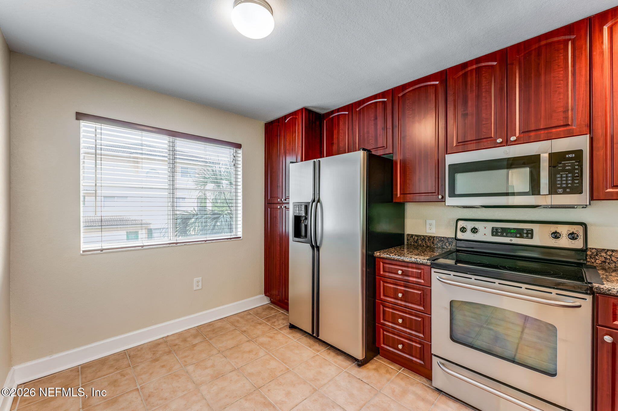 9745 Touchton Road, Unit 230 Jacksonville, FL 32246 - Photo 11 of 45 11-web-or-mls-Kitchen