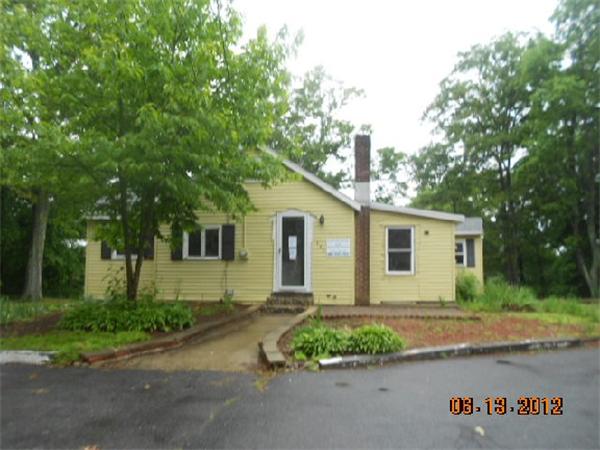 121 Cypress Road Wrentham, MA 02093 - Photo 1 of 11 Gallery Image 1