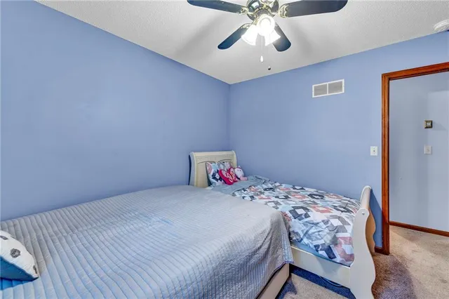 $305,000 | 6807 T Gabbert Drive, Pleasant Valley, MO 64068