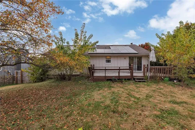 $305,000 | 6807 T Gabbert Drive, Pleasant Valley, MO 64068