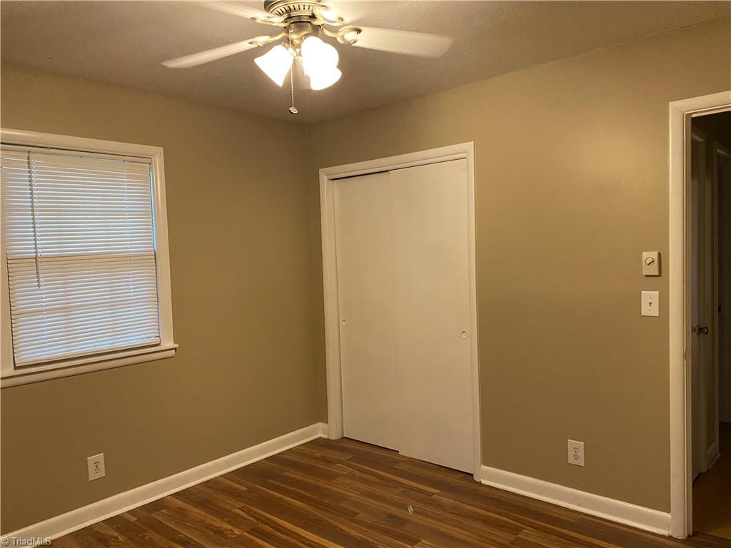 109 Sunset Drive King, NC 27021 - Photo 11 of 36