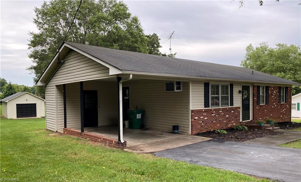 109 Sunset Drive King, NC 27021 - Photo 25 of 36