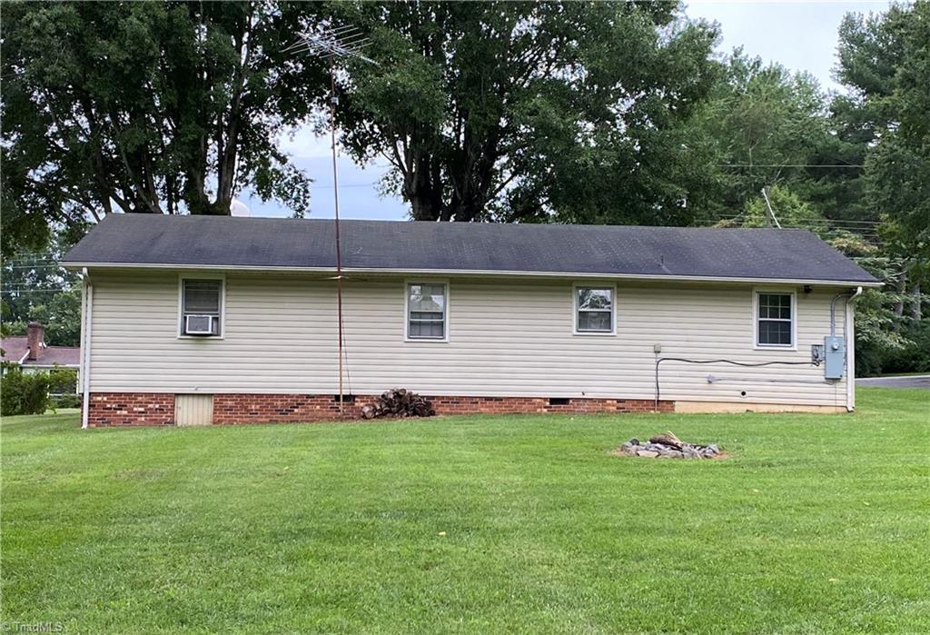 109 Sunset Drive King, NC 27021 - Photo 29 of 36