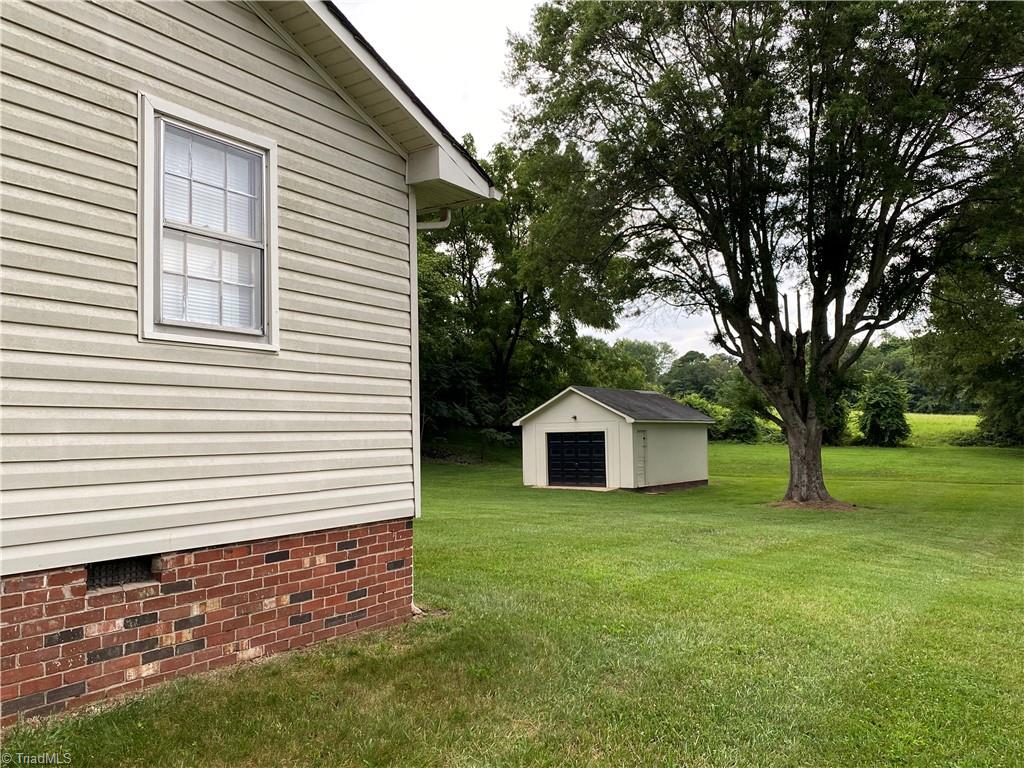 109 Sunset Drive King, NC 27021 - Photo 31 of 36