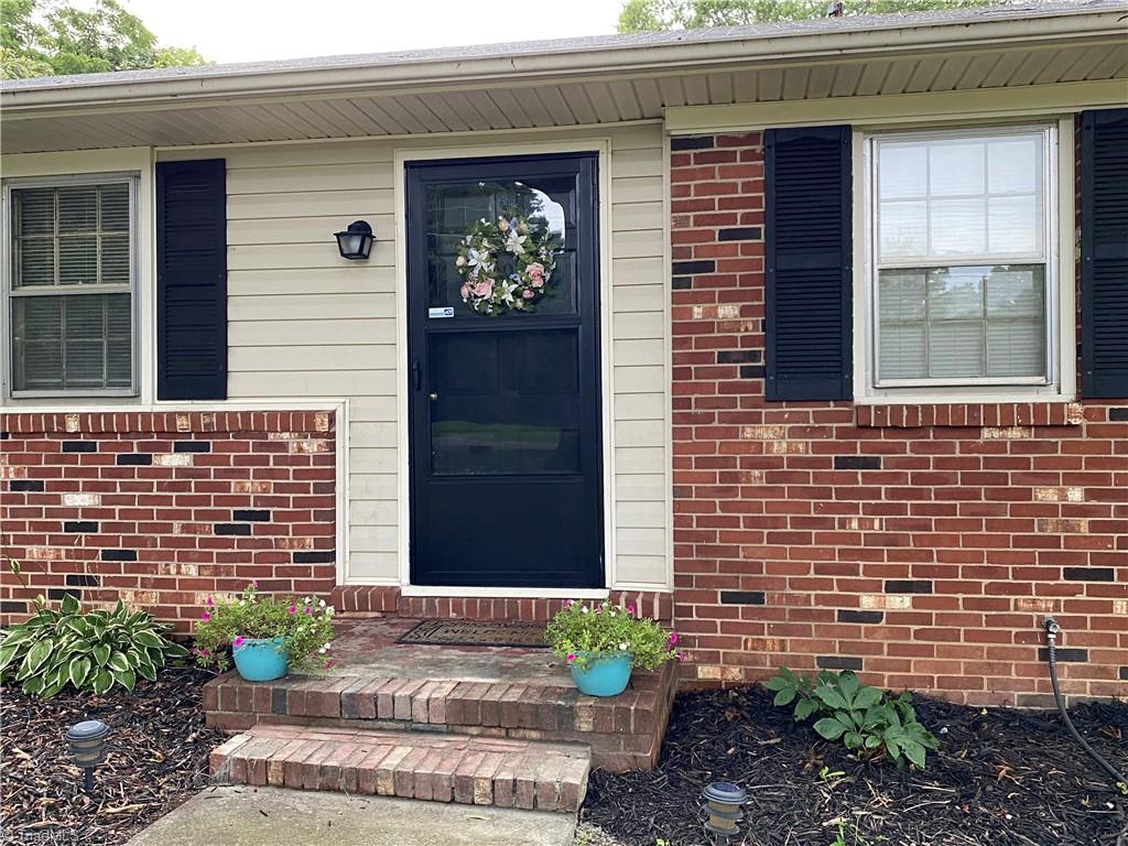 109 Sunset Drive King, NC 27021 - Photo 34 of 36