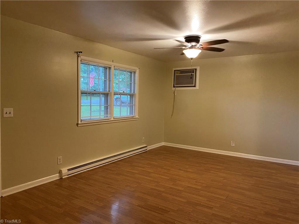 109 Sunset Drive King, NC 27021 - Photo 8 of 36