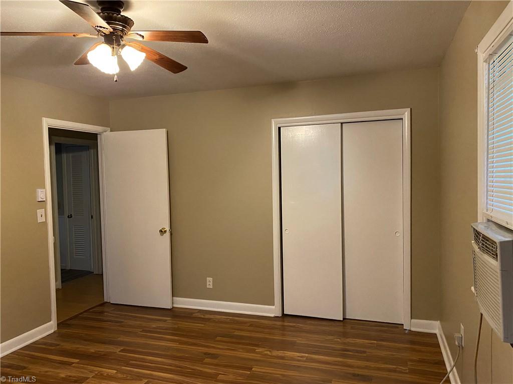 109 Sunset Drive King, NC 27021 - Photo 9 of 36