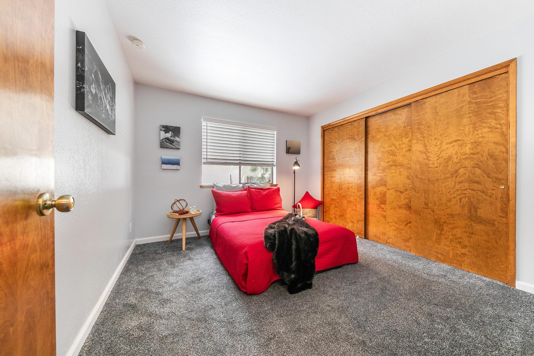 10561 Golden Pine Road Truckee, CA 96161 - Photo 15 of 21 Gallery Image 15