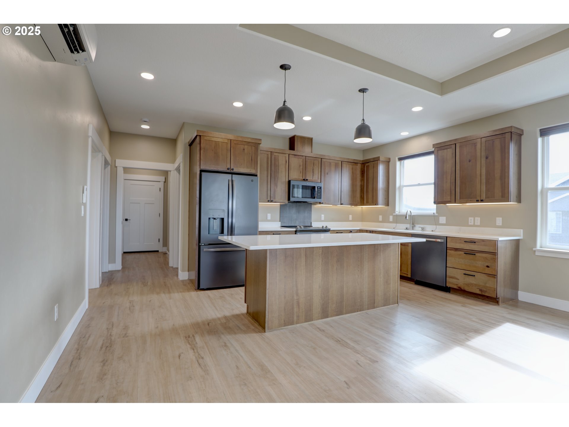 210 Johnston Street Dufur, OR 97021 - Photo 2 of 24 Gallery Image 2