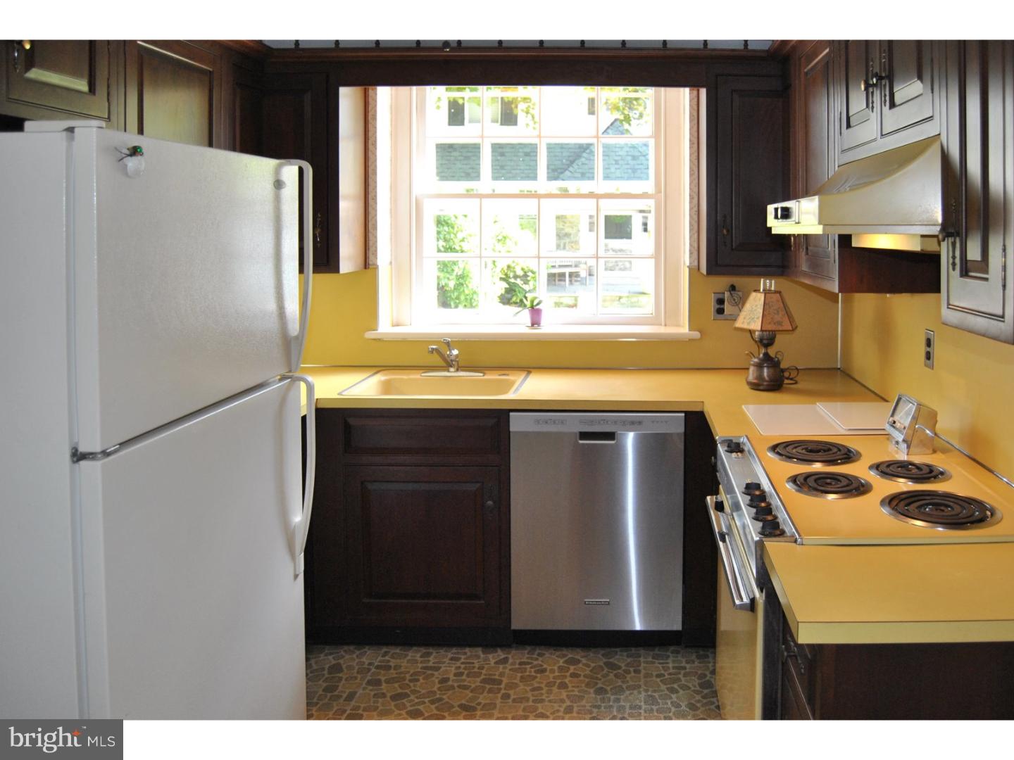 310 Evergreen Road Jenkintown, PA 19046 - Photo 7 of 24 Kitchen