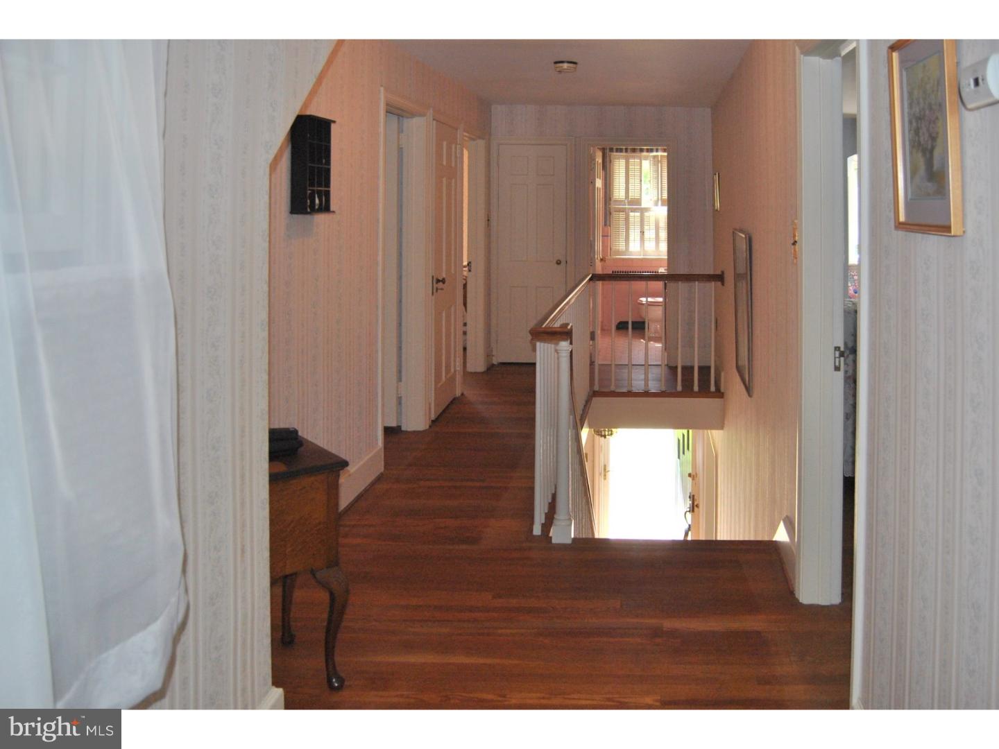 310 Evergreen Road Jenkintown, PA 19046 - Photo 10 of 24 Hallway