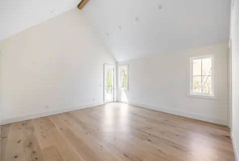 $4,995,000 | 21 Ocean Parkway, East Hampton, NY 11937