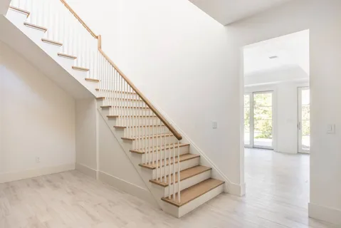 $4,995,000 | 21 Ocean Parkway, East Hampton, NY 11937