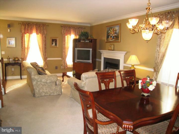 611 North Providence Road Media, PA 19063 - Photo 3 of 17 Living Room
