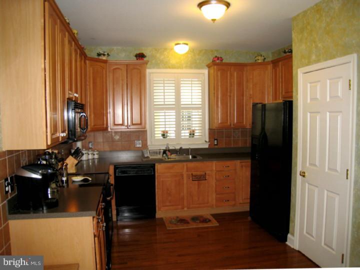 611 North Providence Road Media, PA 19063 - Photo 7 of 17 Kitchen