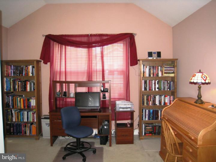 611 North Providence Road Media, PA 19063 - Photo 10 of 17 Family Room
