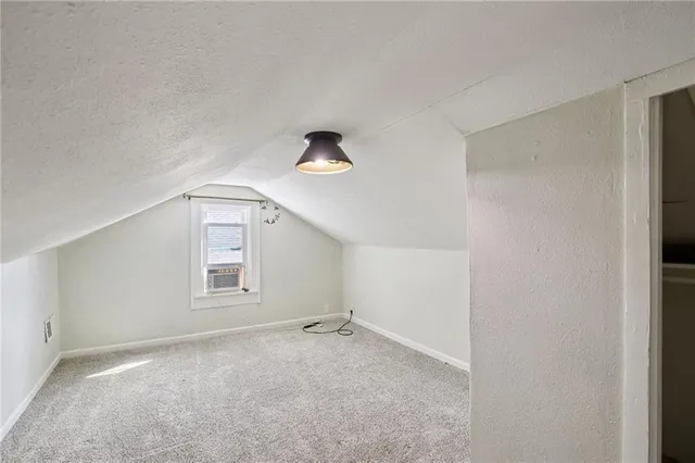 $188,450 | 823 South Tremont Avenue, Ottawa, KS 66067