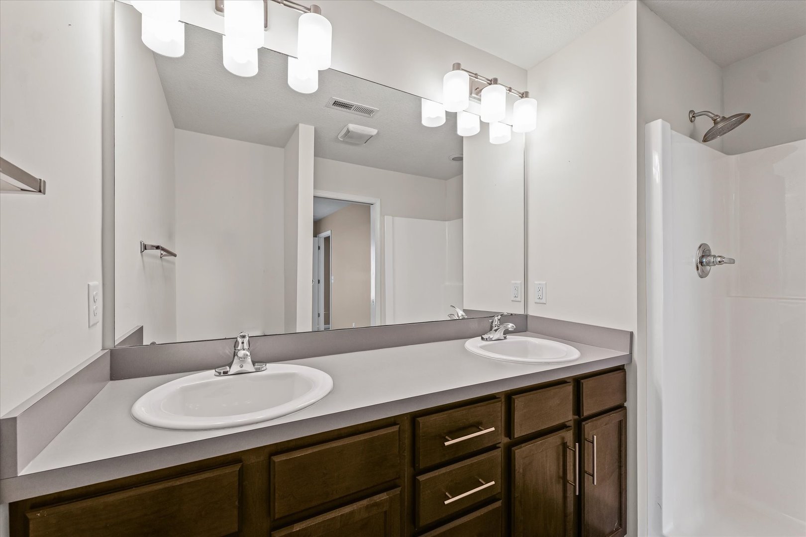 3109 Stanley Lane Champaign, IL 61822 - Photo 25 of 39 a bathroom with a sink and a mirror