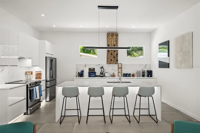 $7,000 | 2365 Waldemere Street, Sarasota, FL 34239