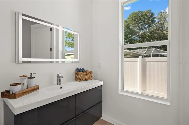 $7,000 | 2365 Waldemere Street, Sarasota, FL 34239