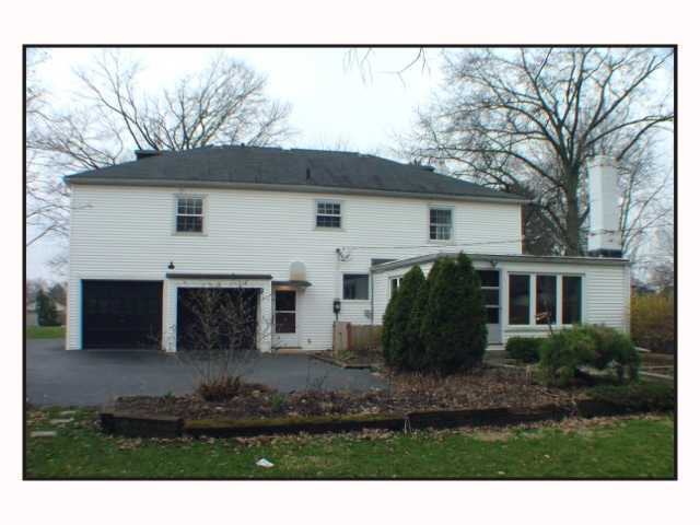 2746 Sherwood Road Columbus, OH 43209 - Photo 2 of 9