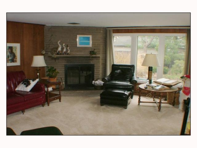2746 Sherwood Road Columbus, OH 43209 - Photo 5 of 9