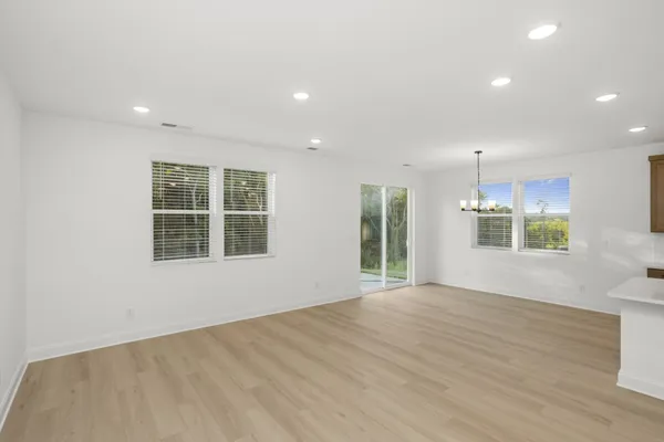 $459,990 | 2405 Hartman Cove, Columbia, TN 38401