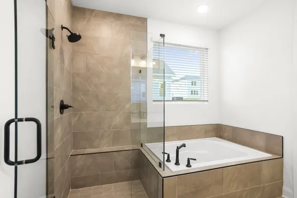 $459,990 | 2405 Hartman Cove, Columbia, TN 38401