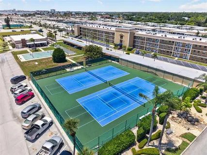$489,000 | 555 Boca Ciega Point Boulevard South, Unit 555, St. Petersburg, FL 33708