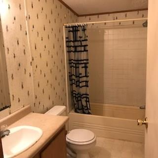 213 South County Line Road St. Paul, IN 47272 - Photo 6 of 10 Gallery Image 6