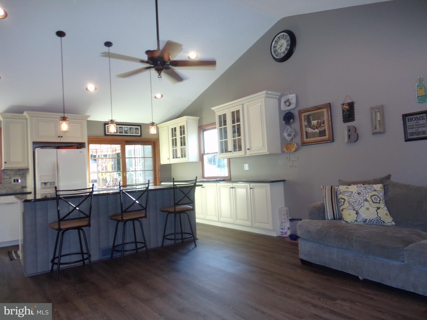 626 Exton Road Hatboro, PA 19040 - Photo 3 of 24