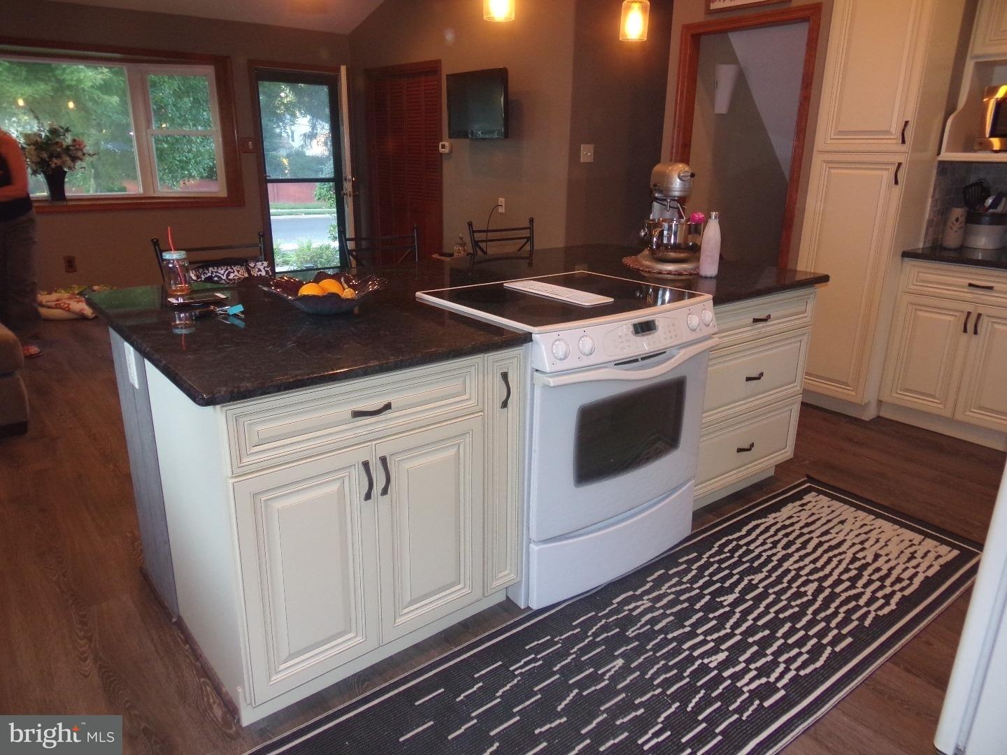 626 Exton Road Hatboro, PA 19040 - Photo 8 of 24