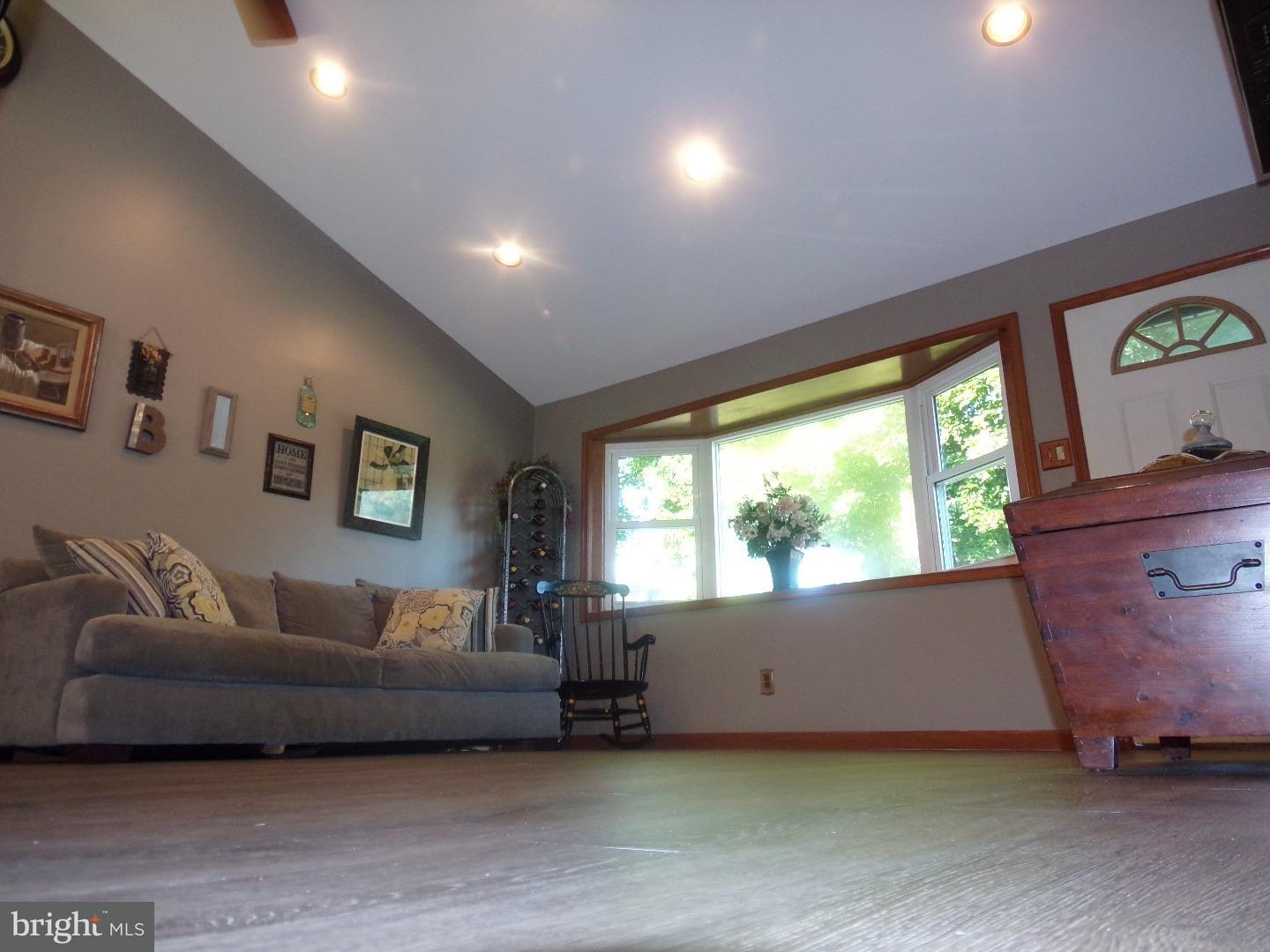 626 Exton Road Hatboro, PA 19040 - Photo 9 of 24