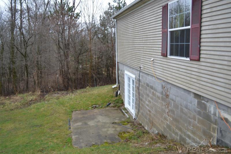 6429 Sheridan Line Road Lexington, MI 48450 - Photo 20 of 27